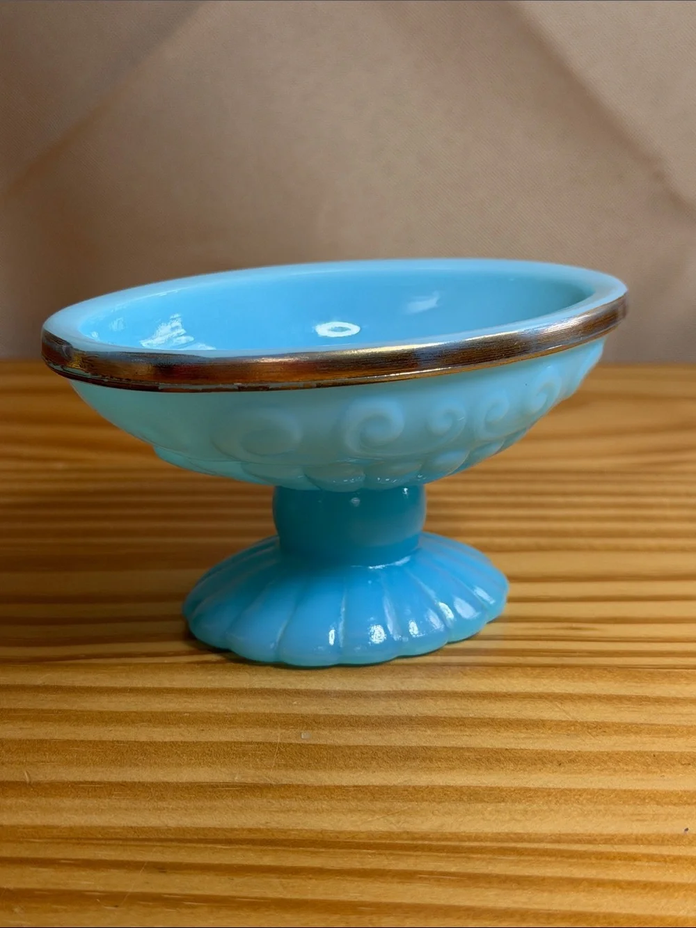 Vintage 70s Avon Bristol Blue Pedestal Soap Dish - Opaline Milk Glass Gold